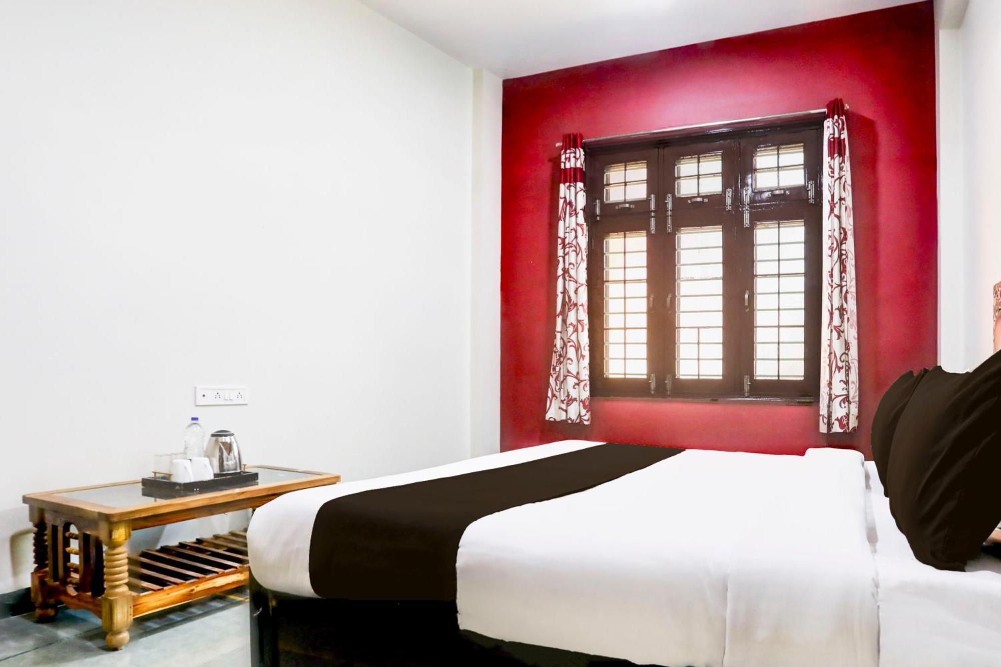 Hotel O The Baba Gest House 印多尔 外观 照片